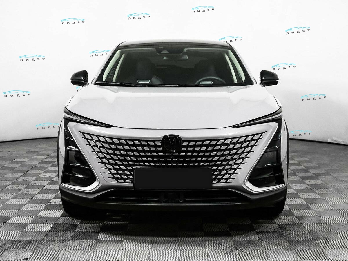 Б/У Чанган УНИ-Т 2023 года. Фото: #1