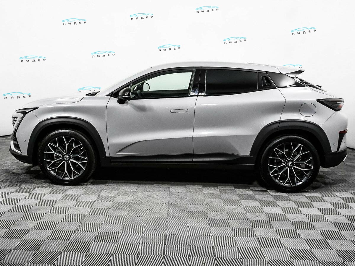 Б/У Чанган УНИ-Т 2023 года. Фото: #7