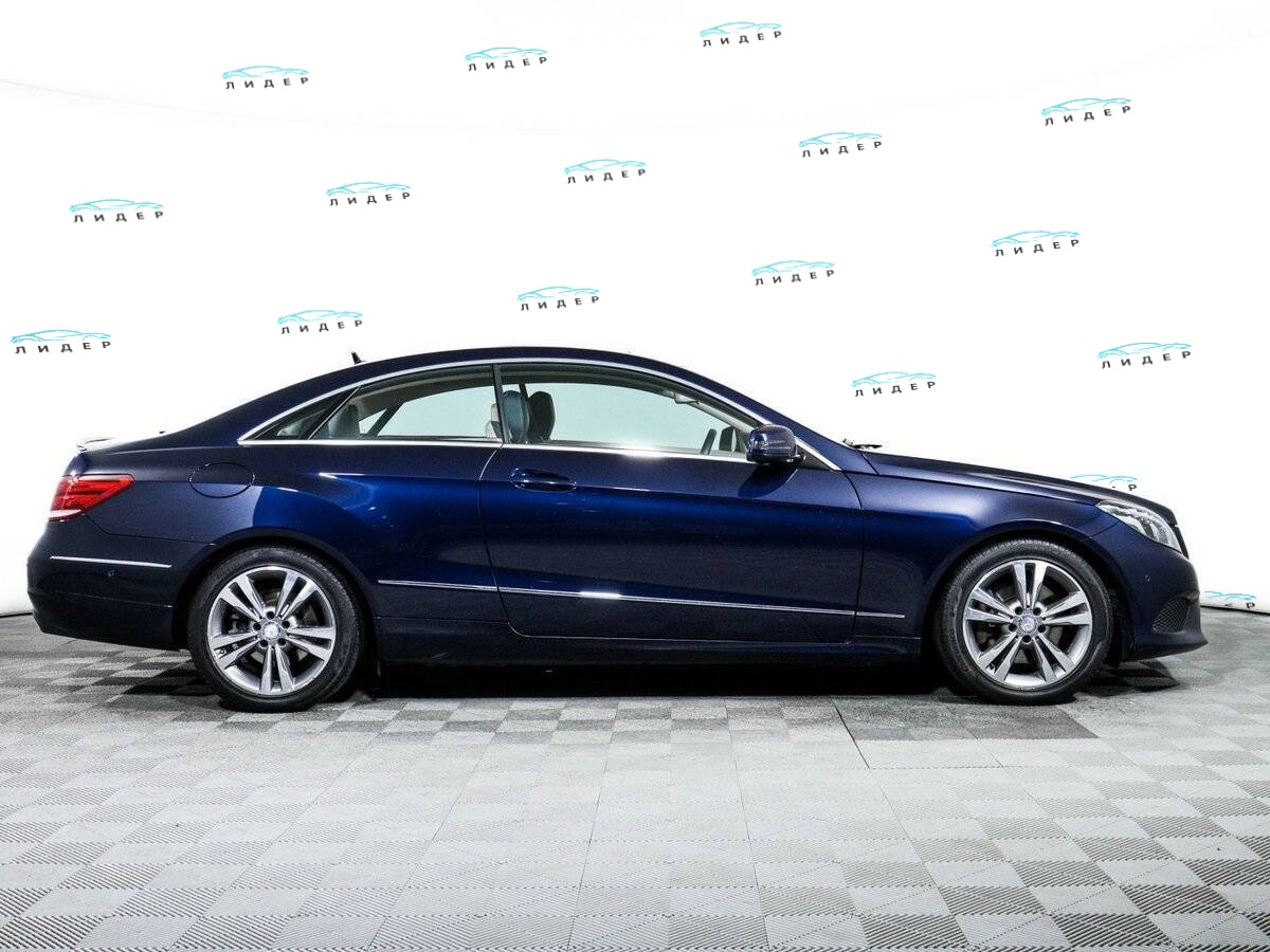 Б/У Мерседес-Бенц Е-Класс 2014 года. Фото: #3