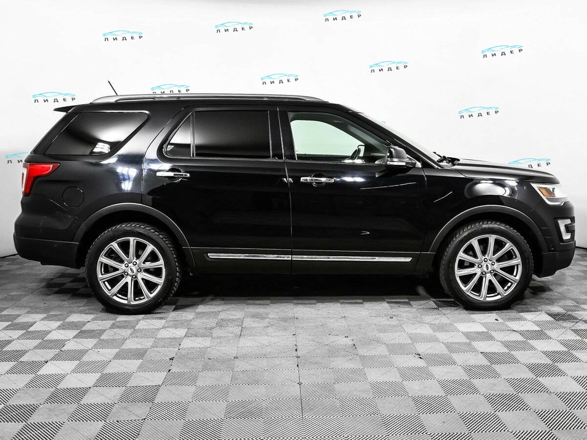 Б/У Форд Експлорер 2017 года. Фото: #3