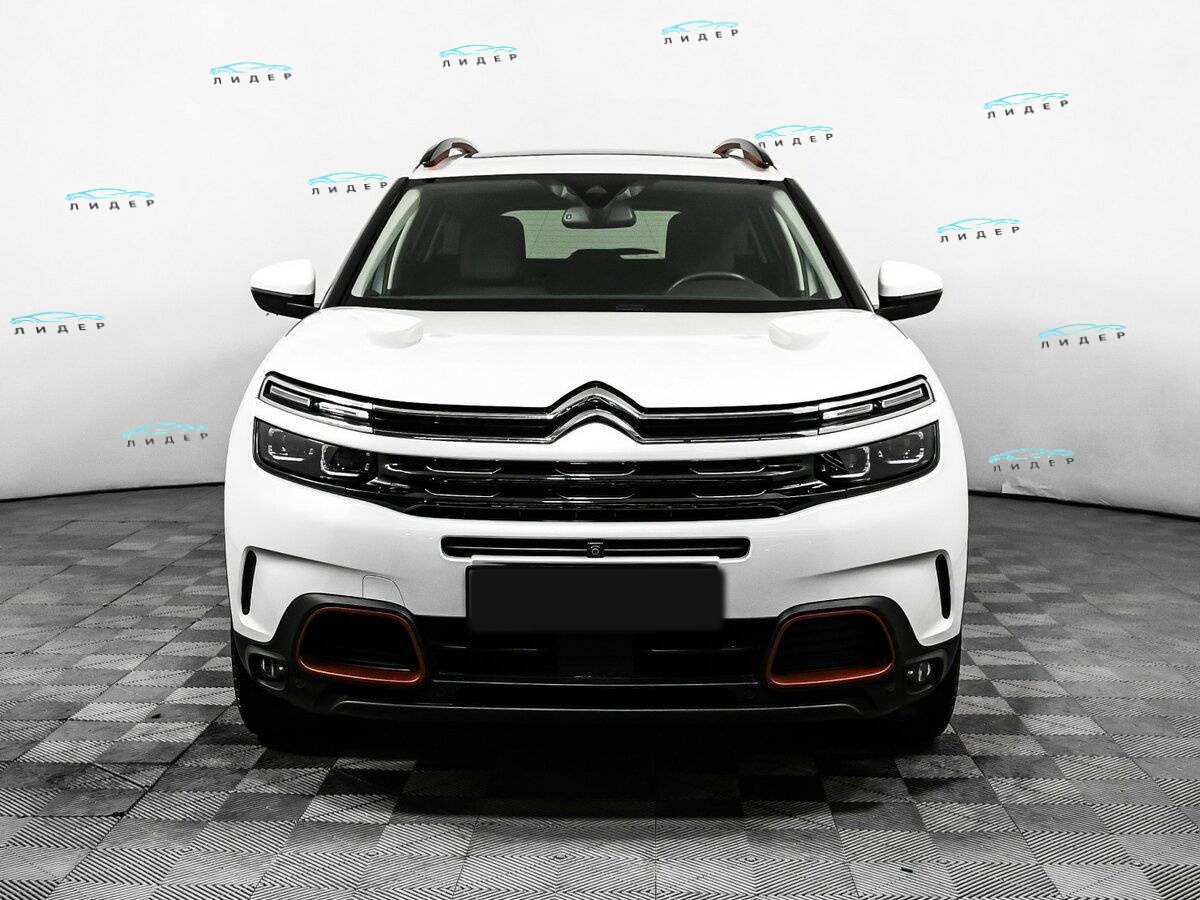 Б/У Ситроен Ц5 Эйркросс 2021 года. Фото: #1