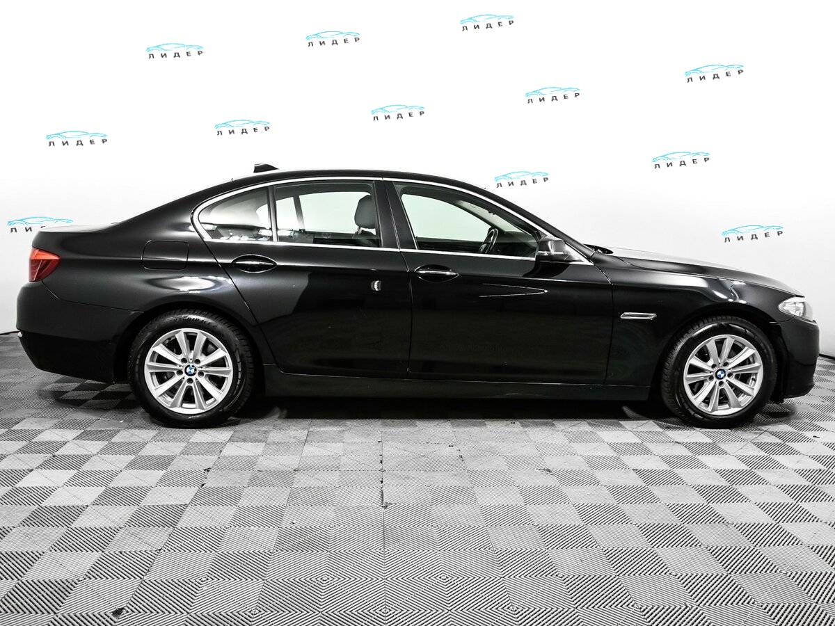 Б/У БМВ 5 серии 2016 года. Фото: #3