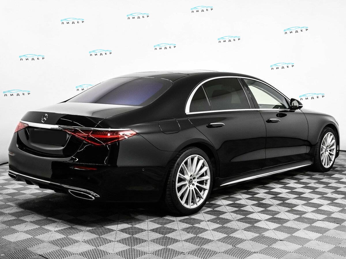 Б/У Мерседес-Бенц С-Класс 2020 года. Фото: #4
