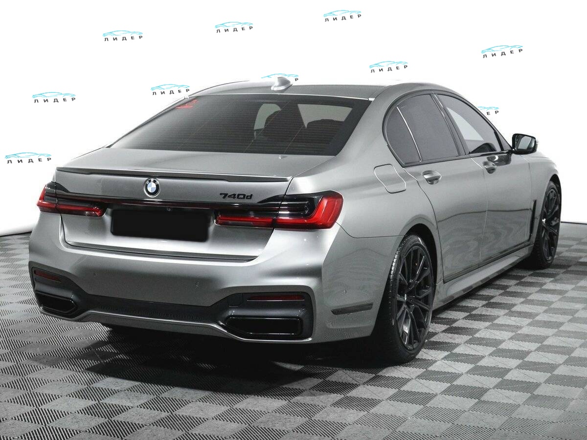 Б/У БМВ 7 серии 2019 года. Фото: #4