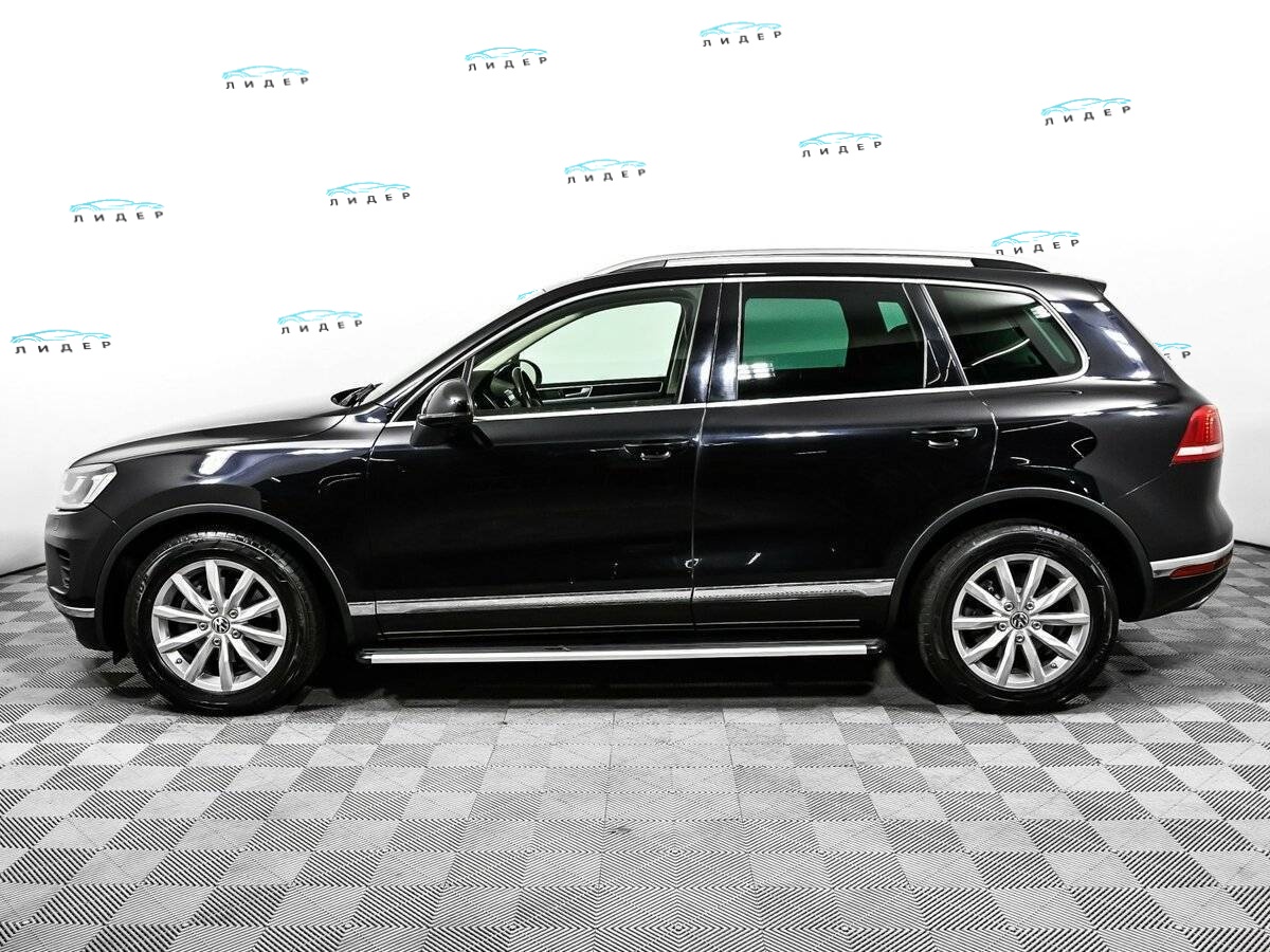 Б/У Фольксваген Туарег 2015 года. Фото: #7