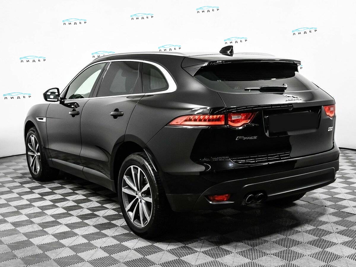 Б/У Ягуар Ф-Пэйс 2016 года. Фото: #6