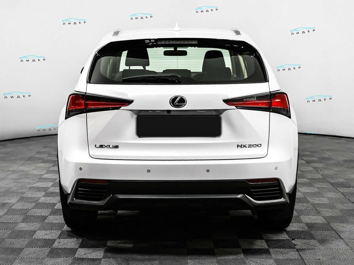 Б/У Лексус Н-Икс 2021 года. Фото: #5
