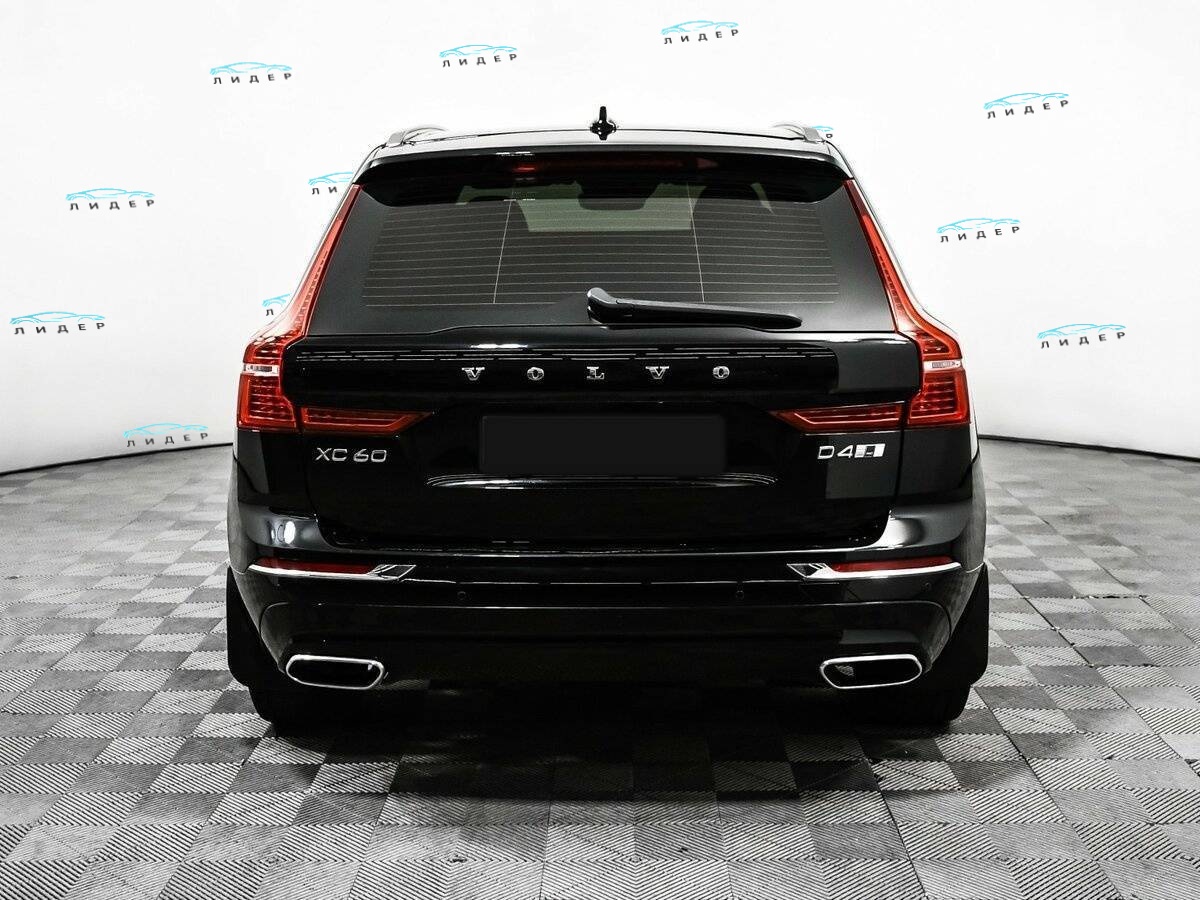 Б/У Вольво ИксЦ60 2019 года. Фото: #5