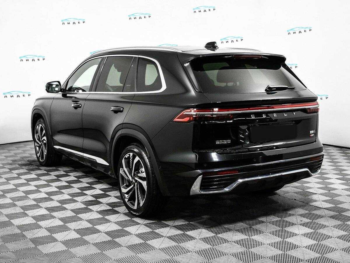 Б/У Джили Монжаро 2023 года. Фото: #6