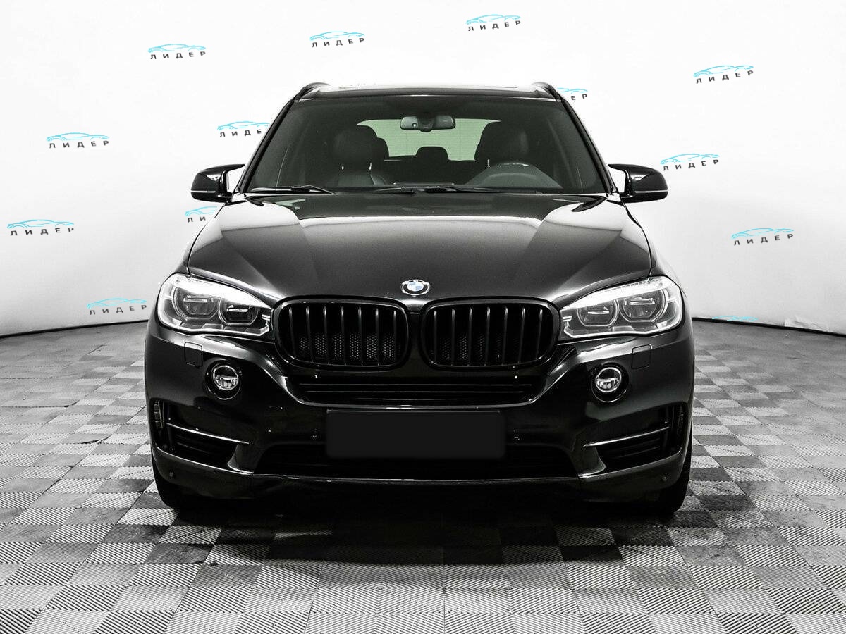 Б/У БМВ Икс5 2016 года. Фото: #1