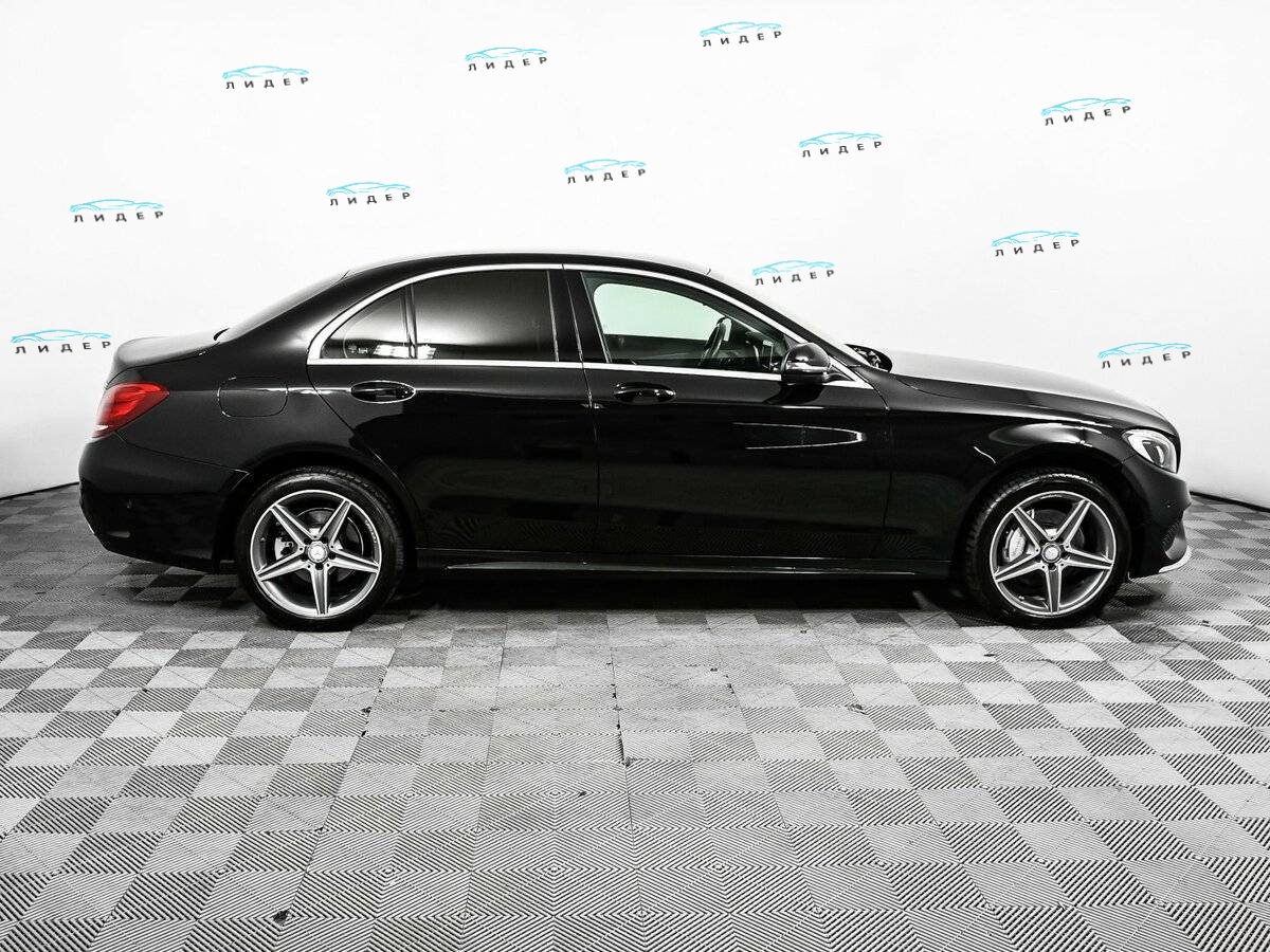 Б/У Мерседес-Бенц Ц-Класс 2015 года. Фото: #3