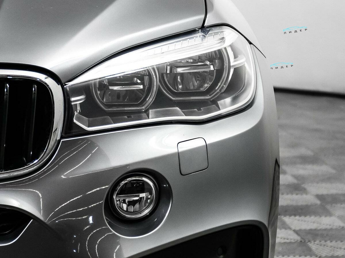 Б/У БМВ Икс6 2018 года. Фото: #14