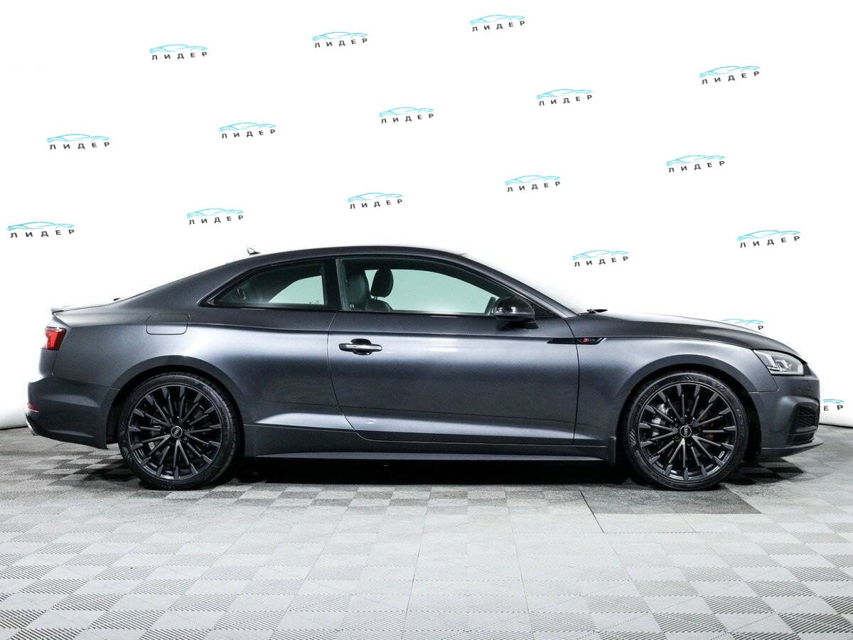 Б/У Ауди А5 2018 года. Фото: #3