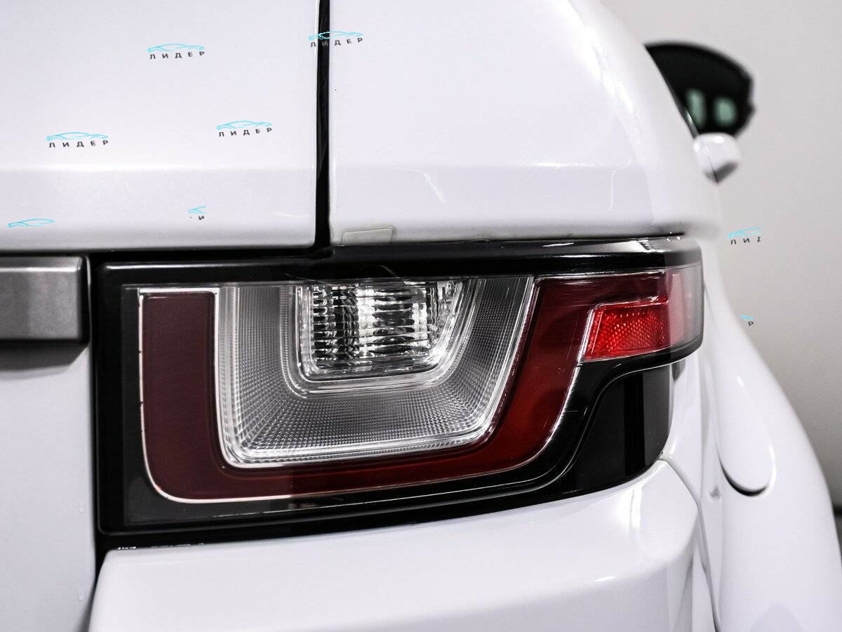 Б/У Лэнд Ровер Рэнж Ровер Эвок 2015 года. Фото: #13