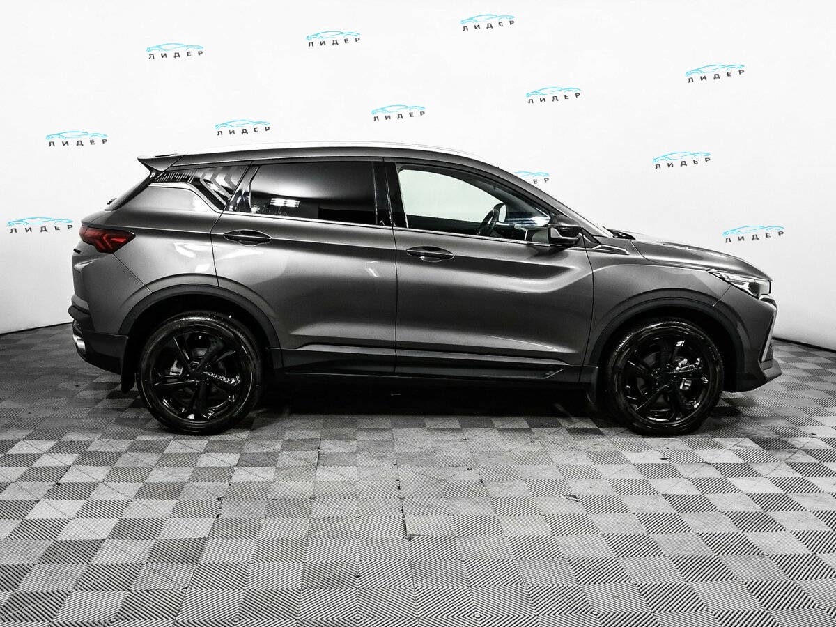 Б/У Джили Кулрэй 2024 года. Фото: #3