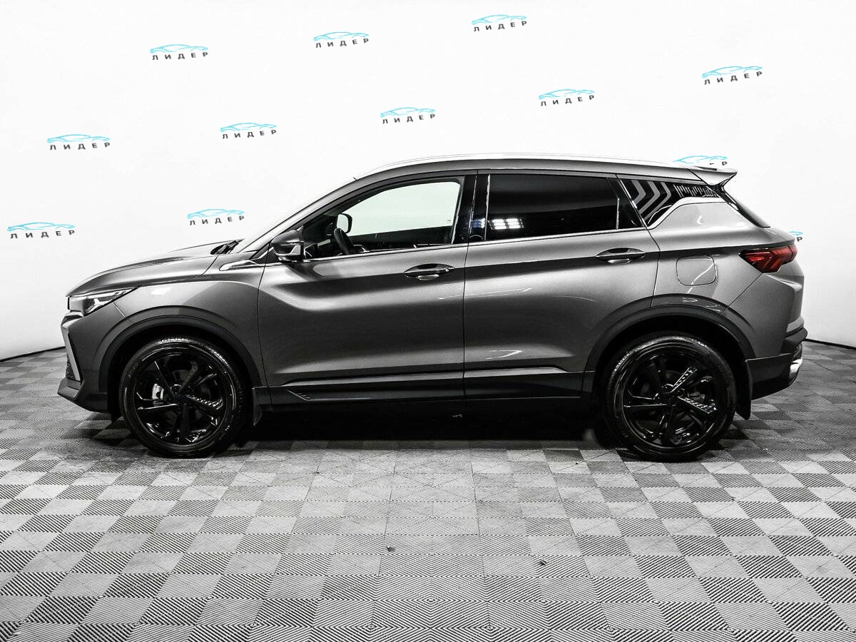 Б/У Джили Кулрэй 2024 года. Фото: #7