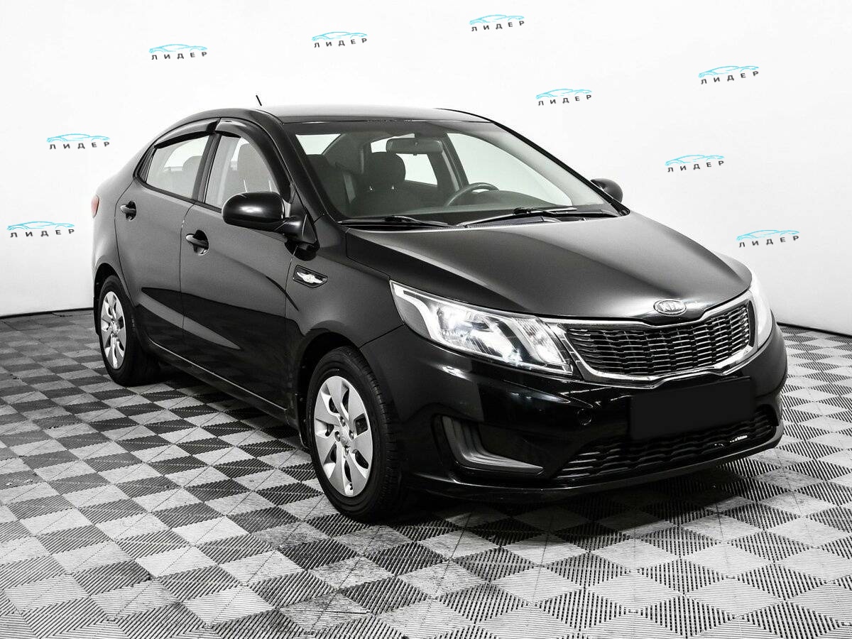 Б/У Киа Рио 2011 года. Фото: #2
