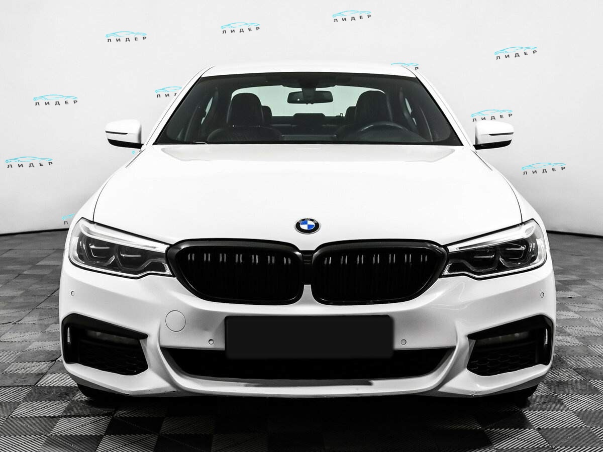 Б/У БМВ 5 серии 2019 года. Фото: #1