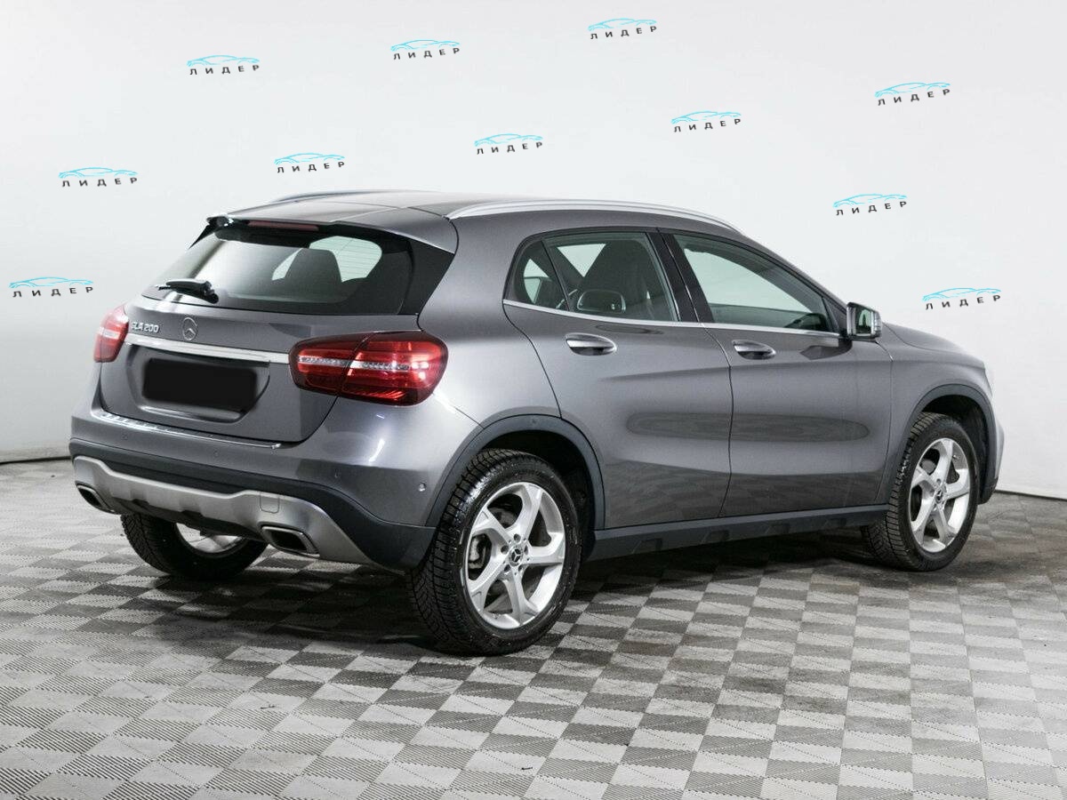 Б/У Мерседес-Бенц ГЛА 2019 года. Фото: #3