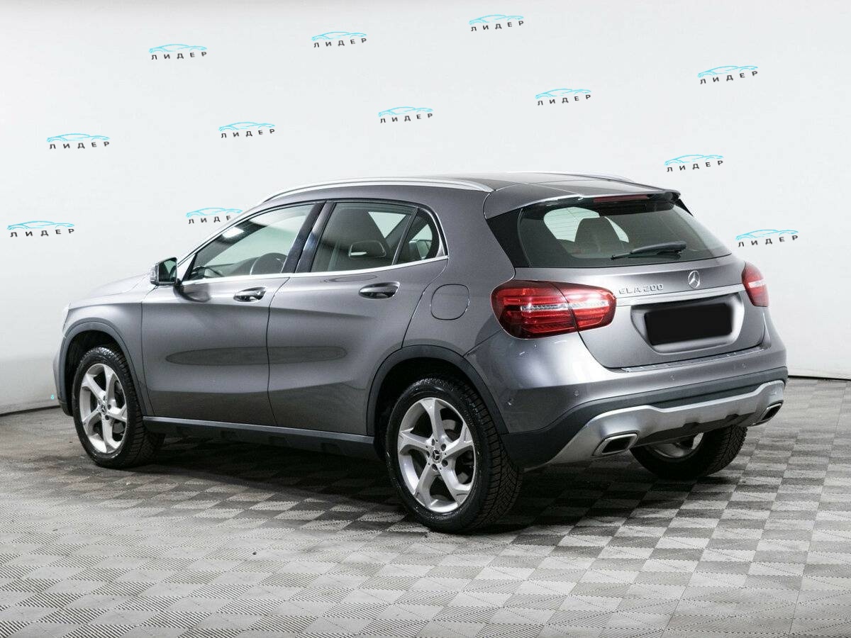 Б/У Мерседес-Бенц ГЛА 2019 года. Фото: #5