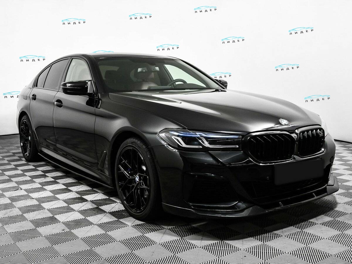 Б/У БМВ 5 серии 2018 года. Фото: #2