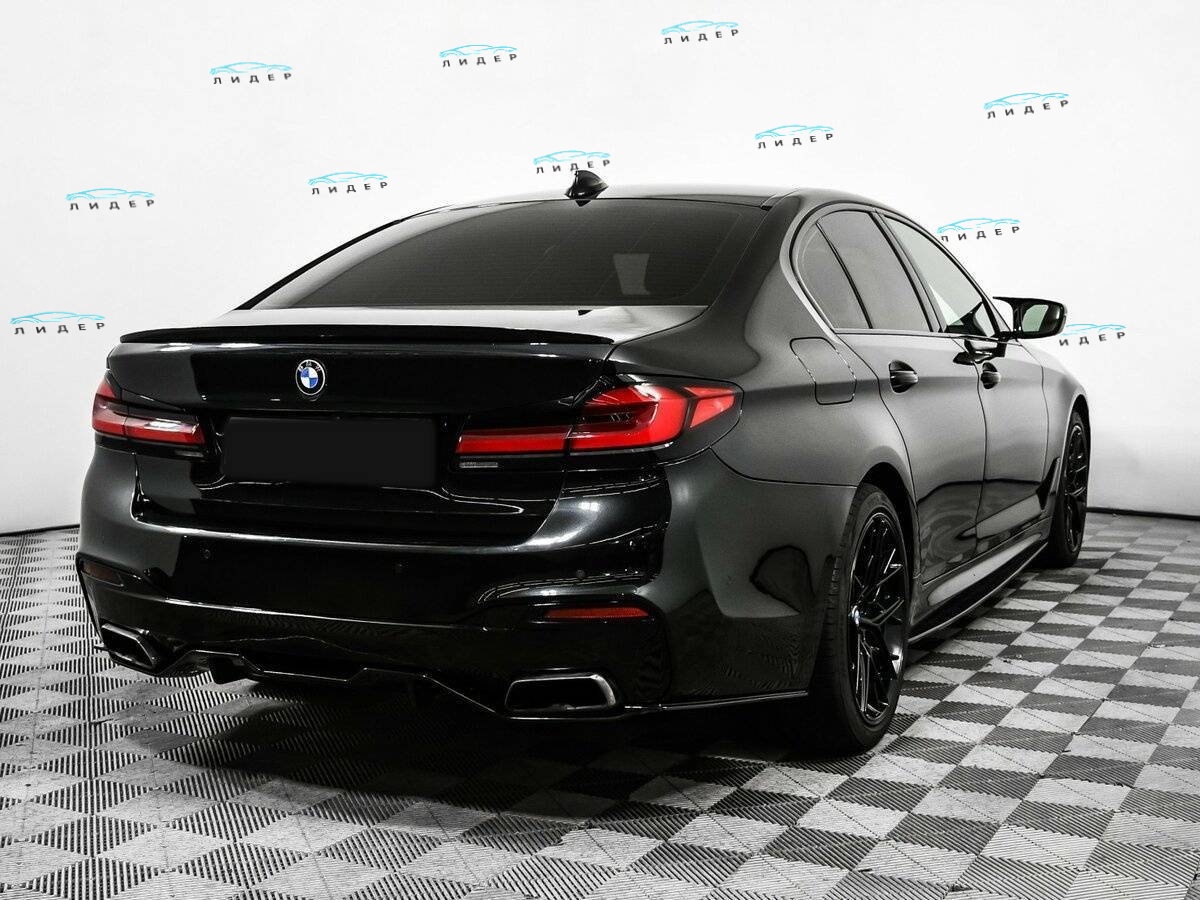 Б/У БМВ 5 серии 2018 года. Фото: #4