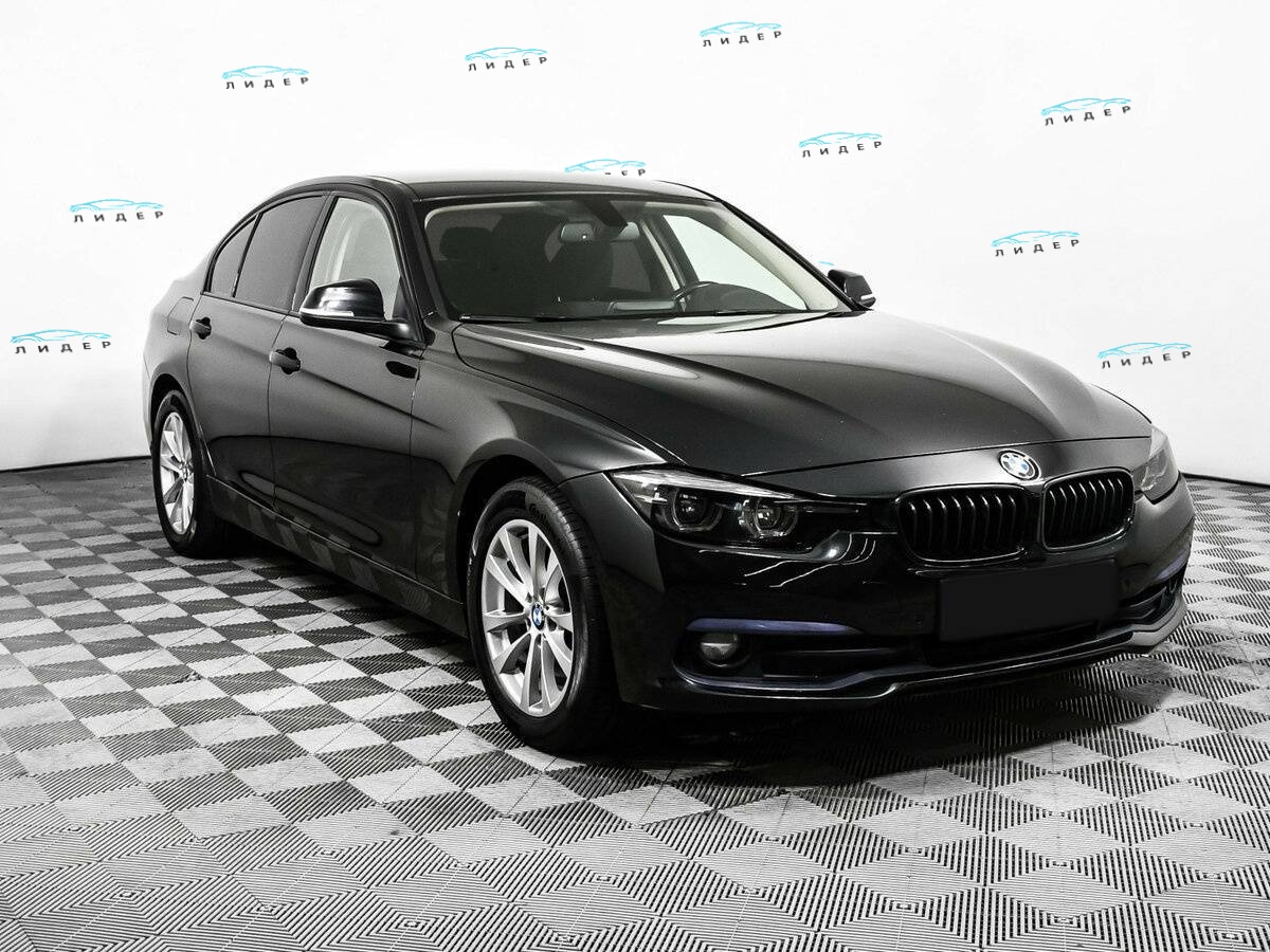 Б/У БМВ 3 серии 2017 года. Фото: #2