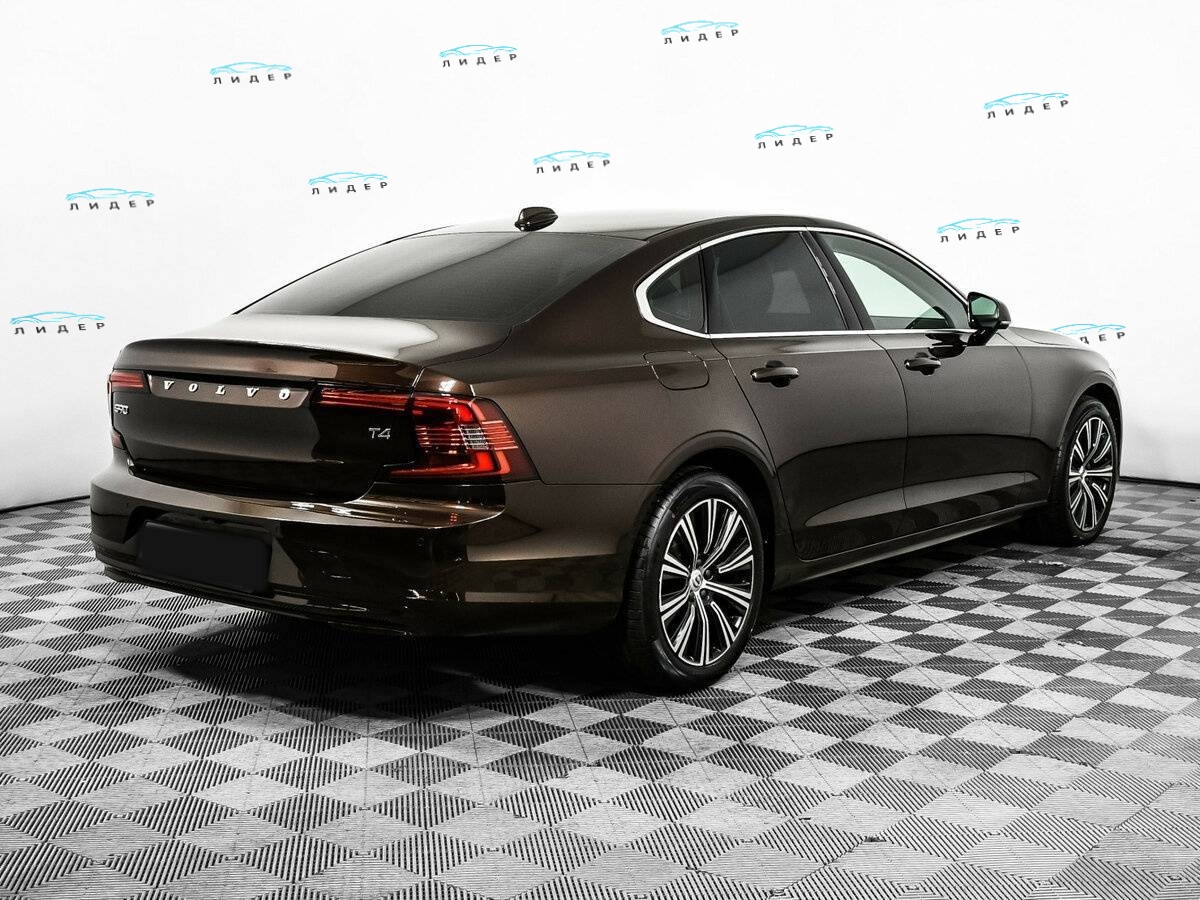 Б/У Вольво С90 2020 года. Фото: #4