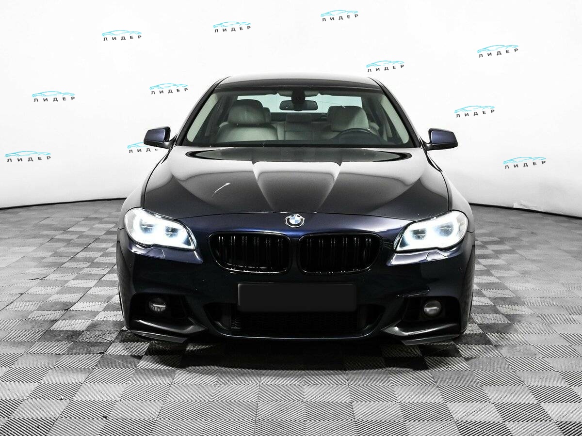 Б/У БМВ 5 серии 2010 года. Фото: #1