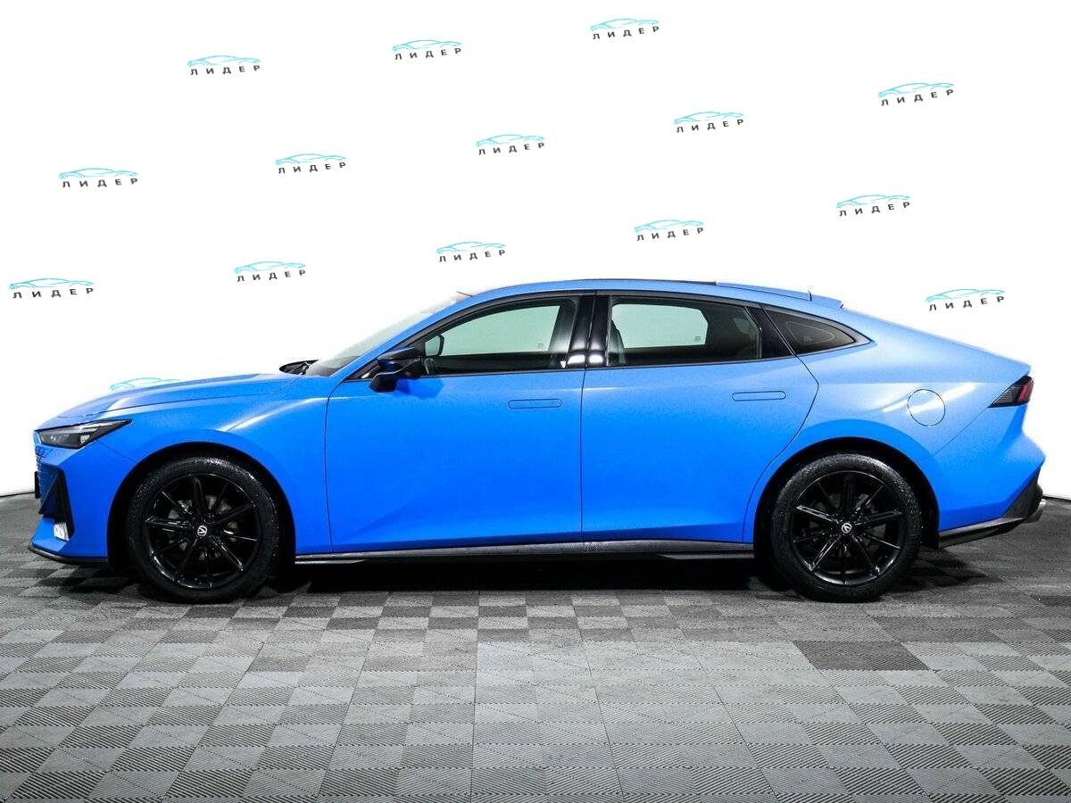 Б/У Чанган УНИ-В 2022 года. Фото: #4