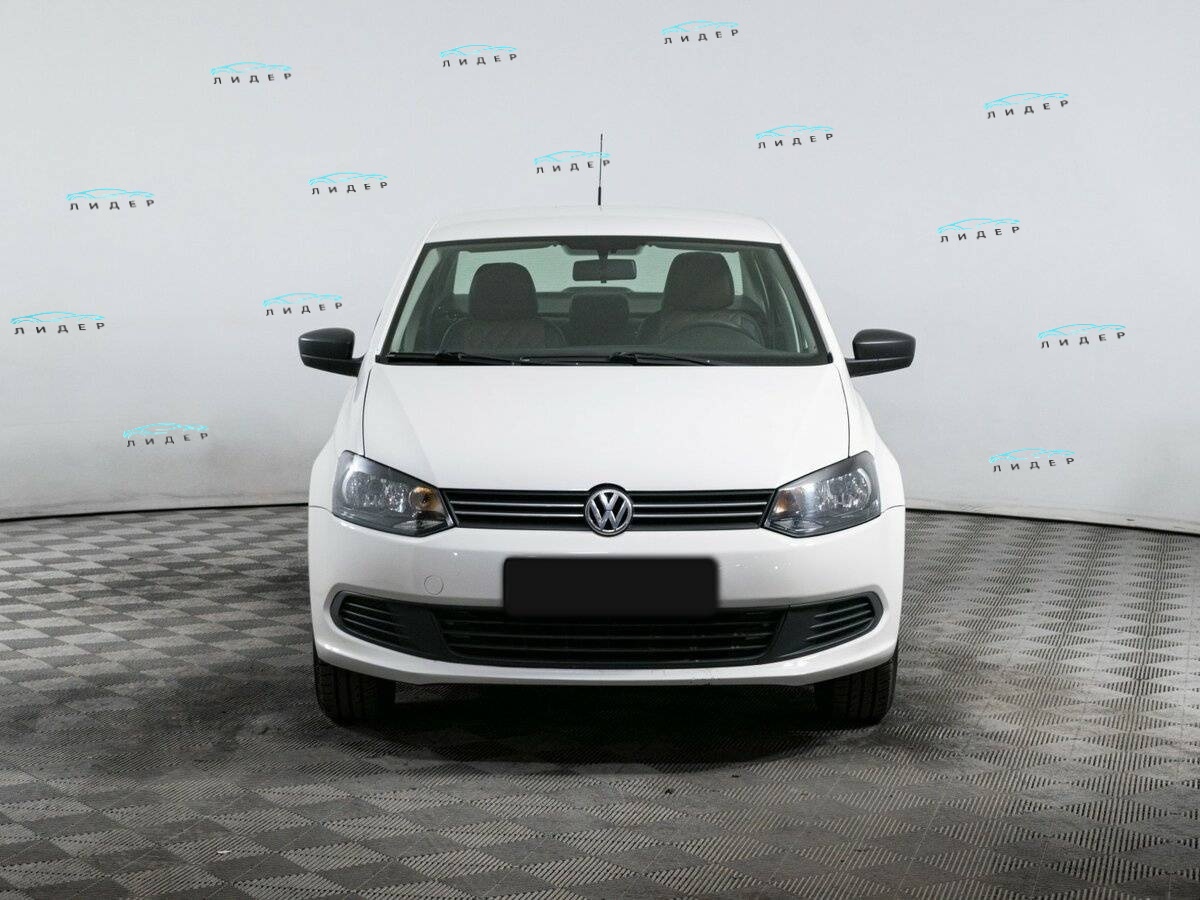 Б/У Фольксваген Поло 2011 года. Фото: #1