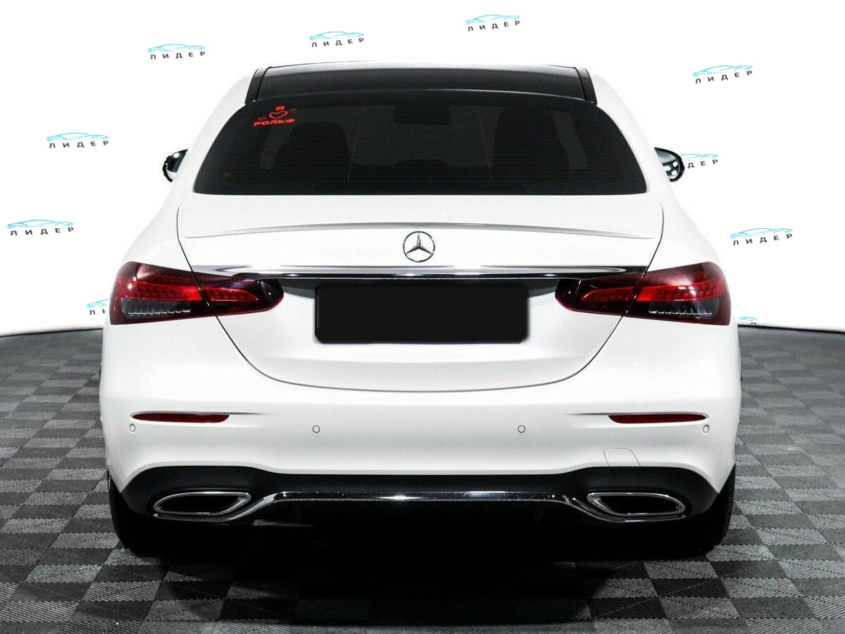 Б/У Мерседес-Бенц Е-Класс 2021 года. Фото: #5