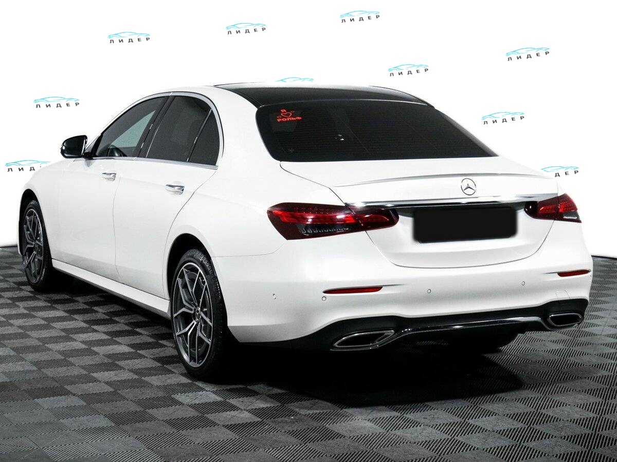 Б/У Мерседес-Бенц Е-Класс 2021 года. Фото: #6