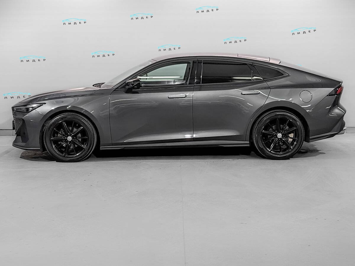 Б/У Чанган УНИ-В 2023 года. Фото: #7