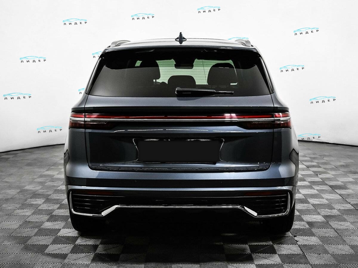 Б/У Джили Монжаро 2023 года. Фото: #5