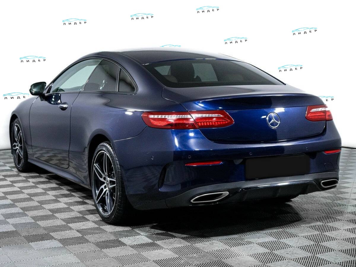 Б/У Мерседес-Бенц Е-Класс 2018 года. Фото: #6