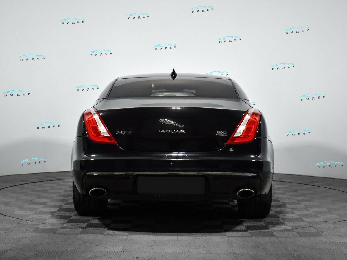 Б/У Ягуар ИксДжи 2016 года. Фото: #5