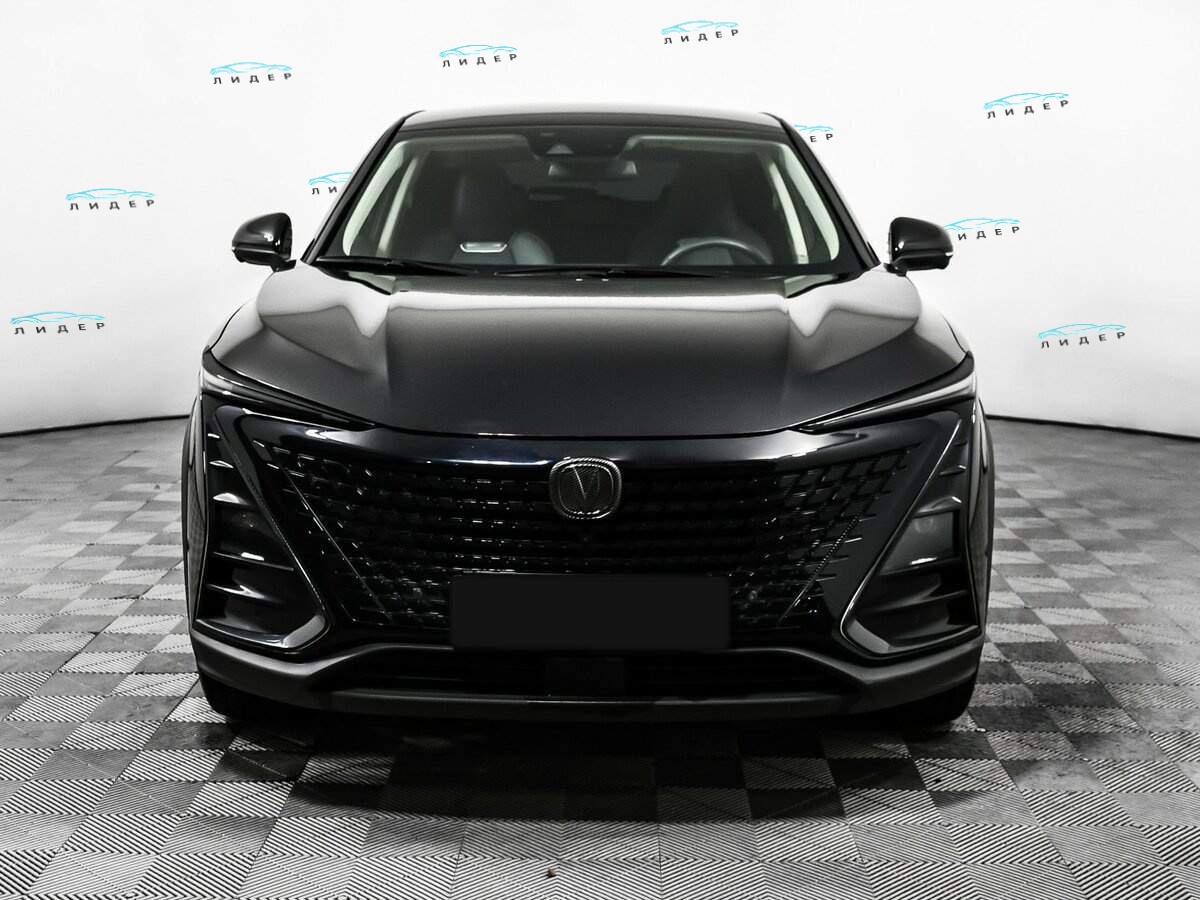 Б/У Чанган УНИ-Т 2023 года. Фото: #1