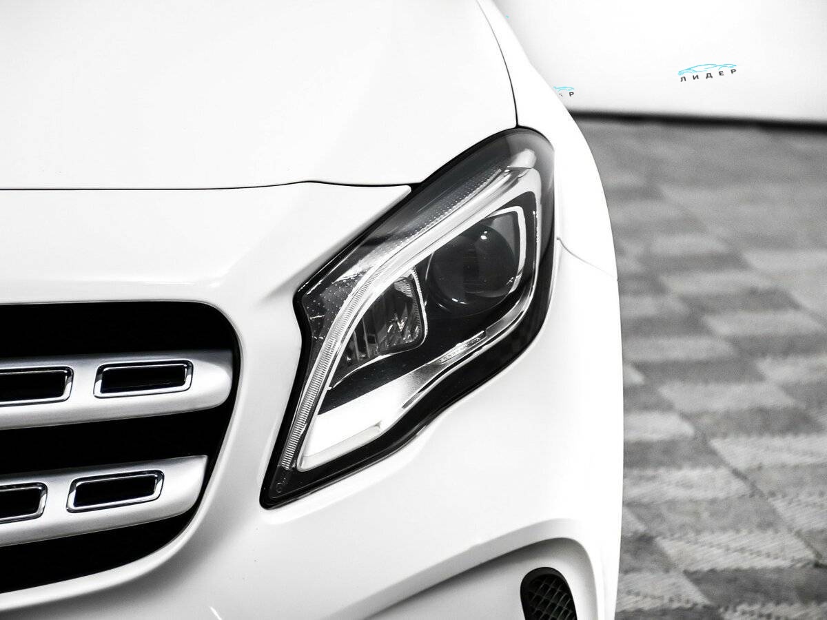 Б/У Мерседес-Бенц ГЛА 2019 года. Фото: #14