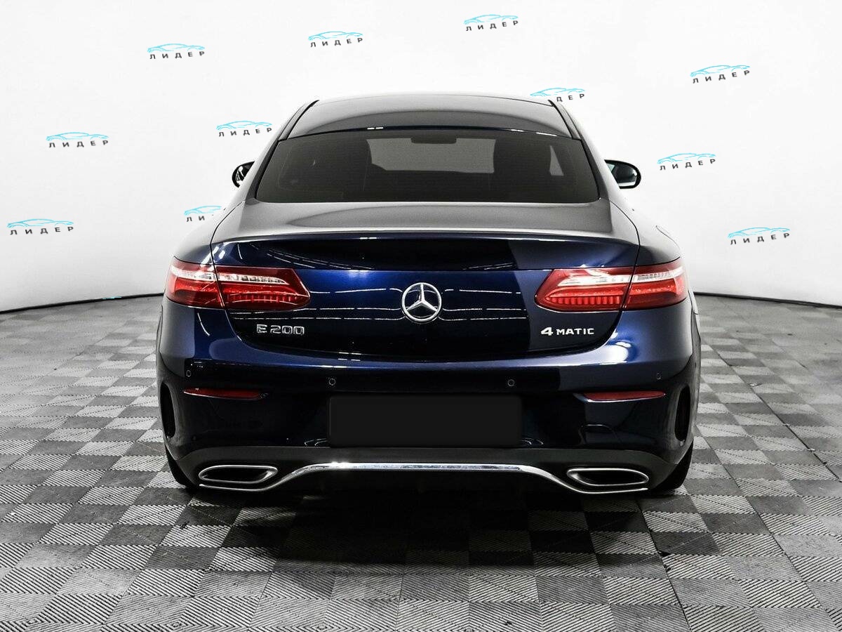 Б/У Мерседес-Бенц Е-Класс 2017 года. Фото: #5