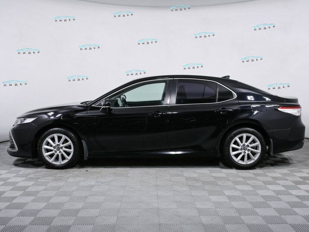 Б/У Тойота Камри 2021 года. Фото: #7