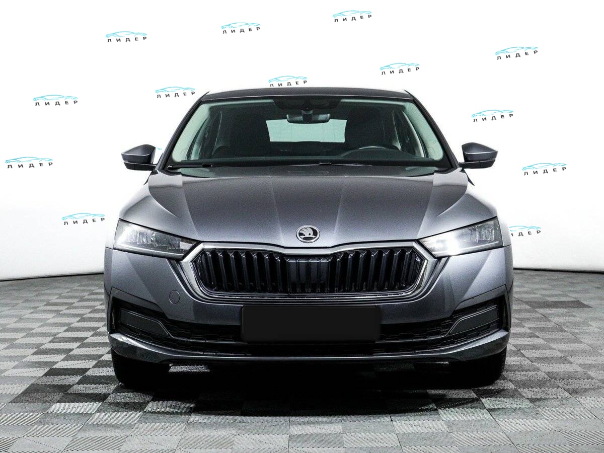 Б/У Шкода Октавия 2021 года. Фото: #1