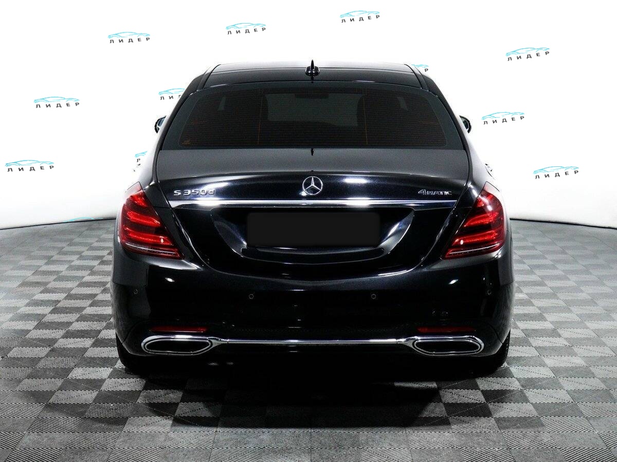 Б/У Мерседес-Бенц С-Класс 2018 года. Фото: #5