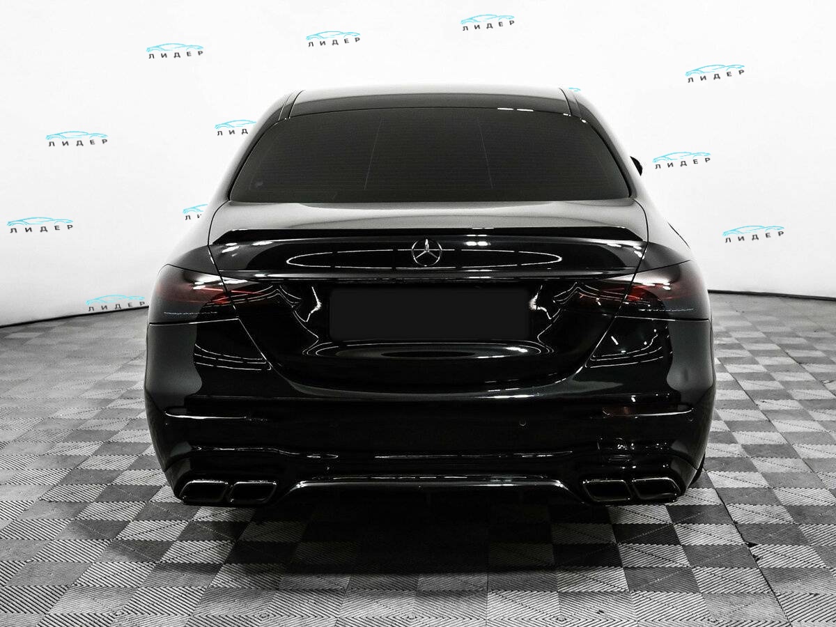 Б/У Мерседес-Бенц Е-Класс 2021 года. Фото: #5