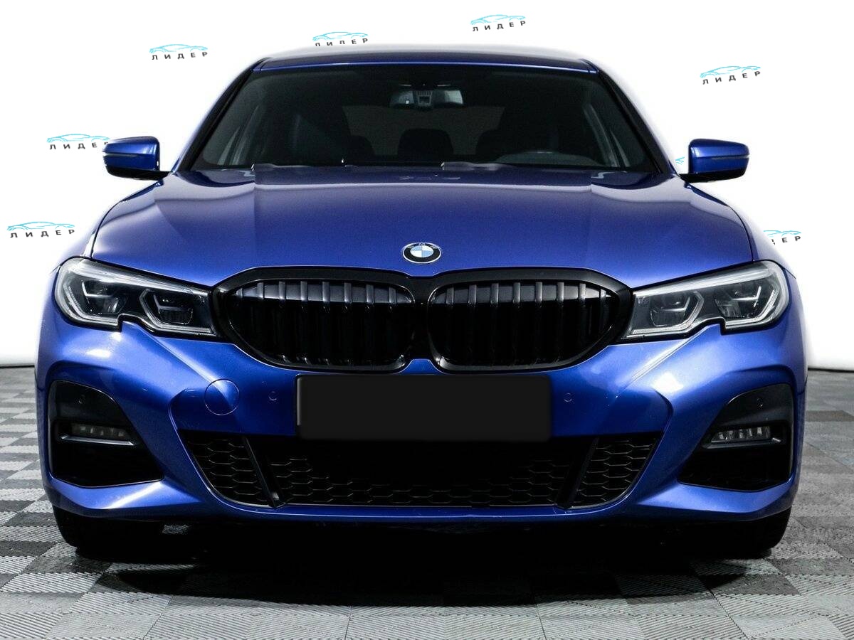 Б/У БМВ 3 серии 2019 года. Фото: #1