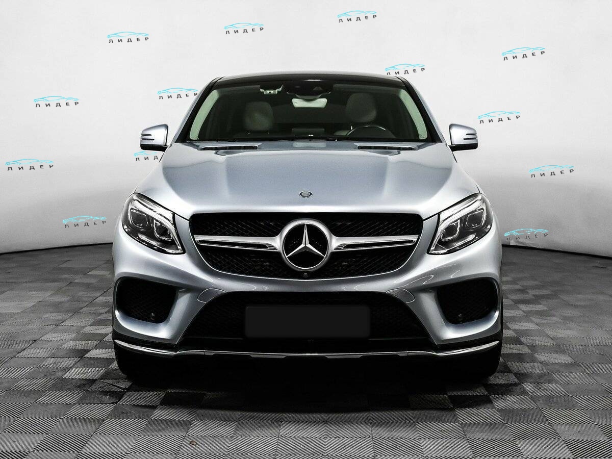 Б/У Мерседес-Бенц ГЛЕ Купе 2017 года. Фото: #1
