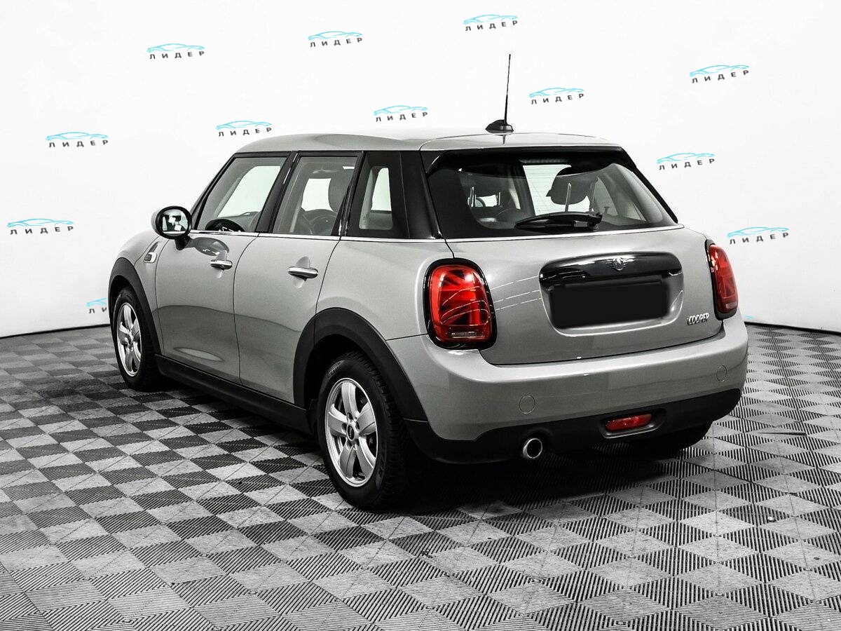 Б/У Мини Хэтч 2020 года. Фото: #6