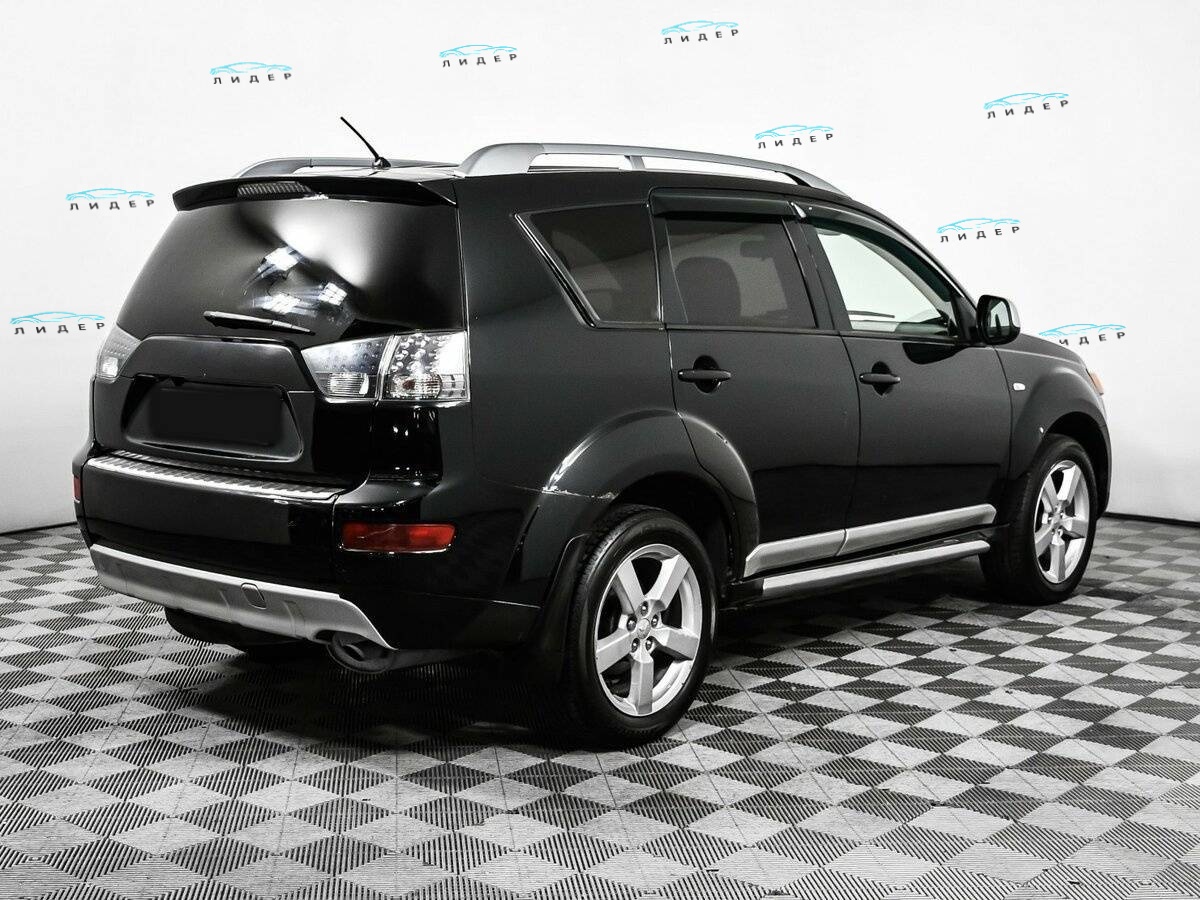 Б/У Митсубиши Оутлэндер 2008 года. Фото: #4