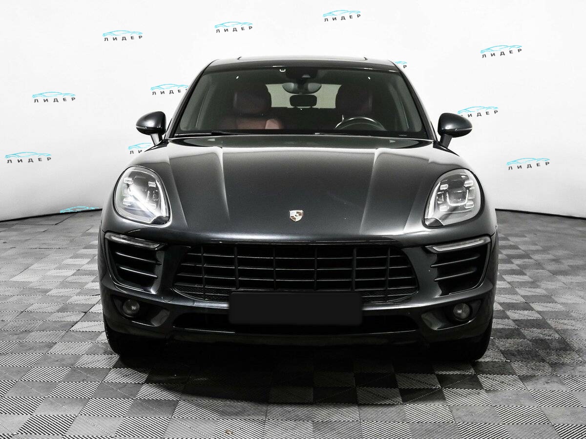 Б/У Порш Макан 2017 года. Фото: #1