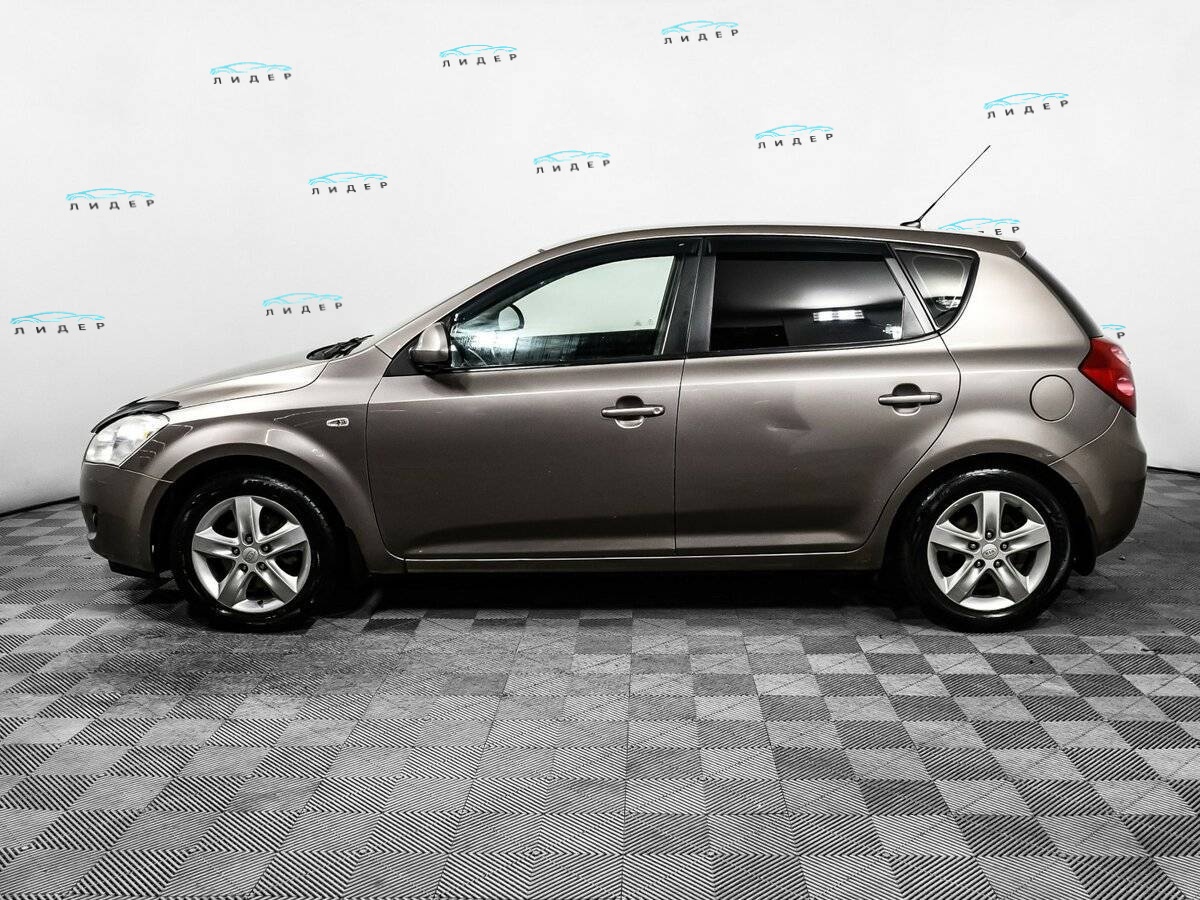 Б/У Киа Сид 2008 года. Фото: #7